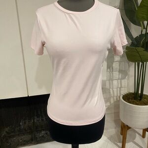 Amazon Light Pink Short Sleeve Women's Tee